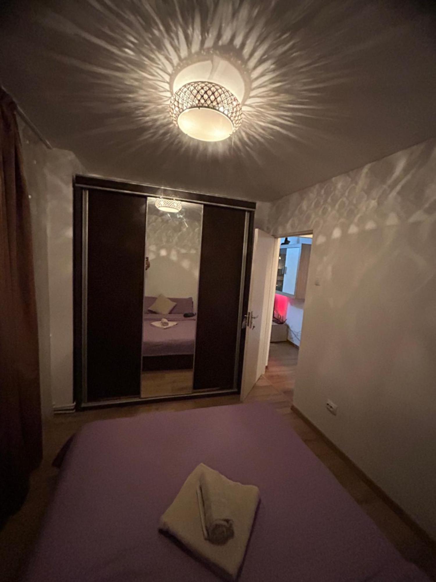 Bucharest Nord Station Apartment Bagian luar foto