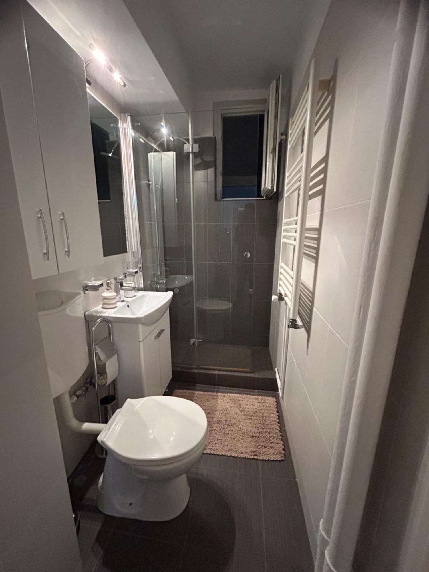 Bucharest Nord Station Apartment Bagian luar foto